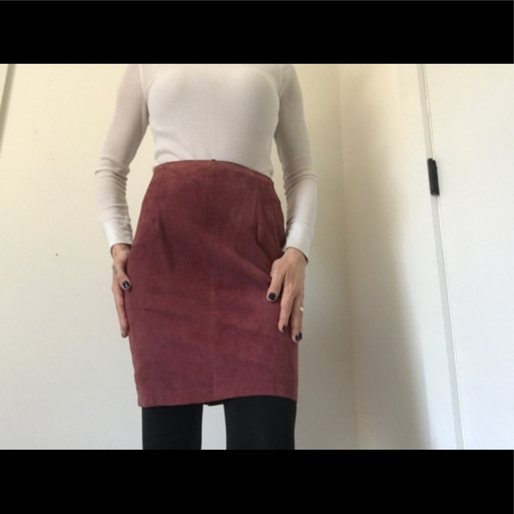 Global Identity GIII Vintage Suede Leather Skirt